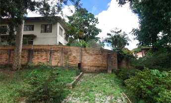 Imagem 6: Terreno muito bom em um Bairro muito tranquilo e estritamente residencial com 980 m²