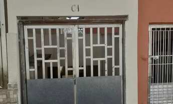 Imagem: Alugo 2 cômodos / pq Fernanda prox sonda