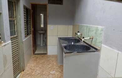 Imagem 6: Casa para venda possui 60 metros quadrados com 2 quartos em Pau da Lima - Salvador - Bahia