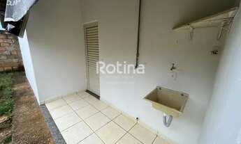 Imagem 7: Casa para aluguel, 2 quartos, 2 vagas, Jardim Europa - Uberlândia/MG