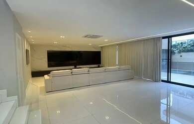 Imagem 12: Alto Padrão Casa em condomínio com 5 dormitórios