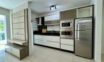 Imagem: Apartamento com móveis planejados e sol