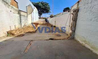 Imagem: TERRENO PARA VENDA NA ÁREA CENTRAL - VILA