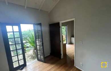 Imagem 3: Casa em Sambaqui