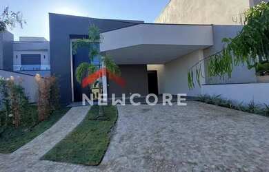 Imagem: Casa de condomínio em Rua Embaúba - São