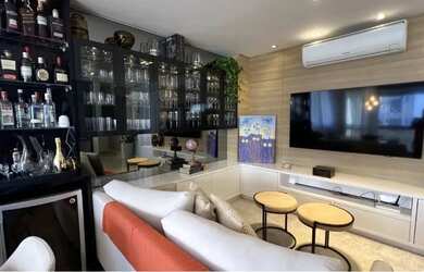 Imagem 4: Apartamento para Venda em Florianópolis, Estreito, 3 dormitórios, 2 suítes, 3 banheiros, 2