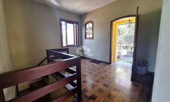 Imagem 3: Casa com 3 dormitórios no Bairro Petrópolis