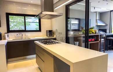 Imagem 7: Oportunidade - Casa em Condomínio - Condomínio Mônaco - Urbanova - 6 Dormitórios - 450m²