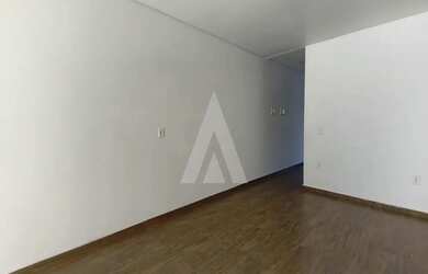 Imagem 6: Casa Residencial no Bairro Iririú composto por 02 dormitórios , cozinha com armário e 01 v