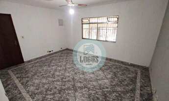 Imagem 5: Casa bem distribuída com 178m² composta por 3 dormitórios sento 1 suíte, à venda por R$ 36