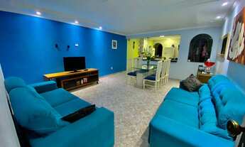 Imagem 6: Casa com 2 Moradas 200 m² Construída 5 Dormitórios 2 Vagas de Garagens