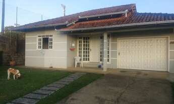 Imagem 4: Casa para venda com 180 m², 1 suíte+ 2 dormitórios no Centro de Campo Alegre - SC