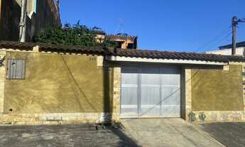 Imagem: Vendo terreno de 272 m² com 2 casas na