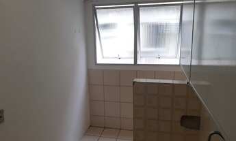 Imagem 5: Apartamento para venda possui 58 metros quadrados com 2 quartos em Agronômica - Florianópo