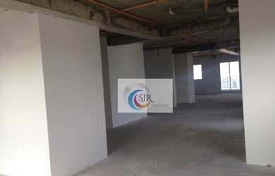 Imagem 5: Edifício comercial com 547,10 m² de laje , com 14 vagas de garagem