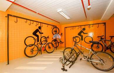 Imagem 4: Ponto comercial/Loja/Box para venda tem 35 metros quadrados em Vila Izabel - Curitiba - PR