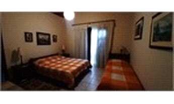 Imagem 7: Casa nova e térrea, 3 dormitórios sendo uma suíte, espaço gourmet, piscina aquecida, jardi