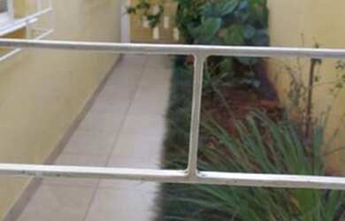 Imagem 6: Casa Térrea para Venda em Londrina, vila casoni, 3 dormitórios, 1 suíte, 2 banheiros, 3 va