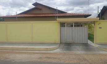 Imagem: Vende-se uma excelente casa no bairro Cauamé