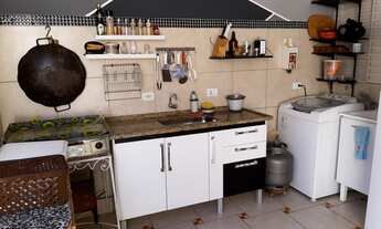 Imagem: Casa de condomínio térrea para venda possui