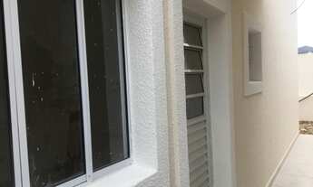 Imagem 2: OPORTUNIDADE Casa com 2 dormitórios