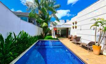 Imagem 6: Residencial Adrianópolis, Casa Duplex com 4 suítes, Sala Pé-direito Duplo, Piscina com Esp