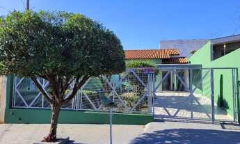 Imagem: Casa com 2 quartos mais edícula no jardim