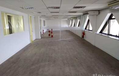 Imagem 3: Andar corporativo 300m2 Leblon junto estação metrô Jardim de Alah
