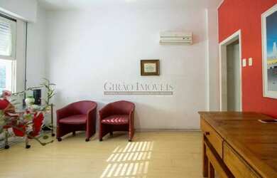 Imagem 2: Sala Quarto 600 Metros da Praia, Colado Metrô