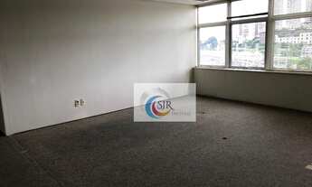 Imagem 3: Conjunto comercial com 560 m², 20 vagas de garagem, ar condicionado central. Excelente loc