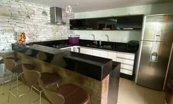 Imagem 5: Cobertura duplex, toda mobiliada na melhor localização de Itaipava