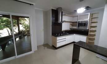 Imagem 5: Casa de condomínio para venda possui 251 metros quadrados com 3 quartos