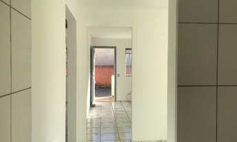 Imagem 4: CURITIBA - Casa Padrão - LINDÓIA