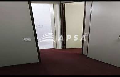 Imagem 3: OTIMA SALA COMERCIAL EM BOTAFOGO, PRÓXIMO AO HUMAITÁ E A COPACABANA! VISTA LIVRE E PRO CRI