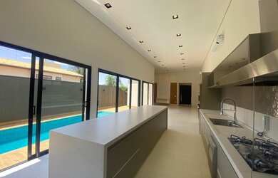 Imagem 6: Casa de condomínio para venda com 450 metros quadrados com 4 quartos