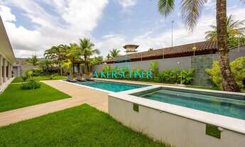 Imagem 5: ESPETACULAR CASA FORA DE CONDOMÍNIO COM 5 SUÍTES E JARDIM COM PISCINA E HIDROMASSAGEM, EM