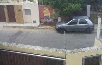 Imagem 6: Casa para Venda em Natal, Ponta Negra, 4 dormitórios, 1 suíte, 3 banheiros, 4 vagas
