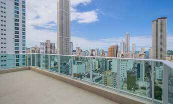 Imagem 4: Apartamento em Balneário Camboriú com 226m² com 4 suítes, andar alto e vista para o mar!