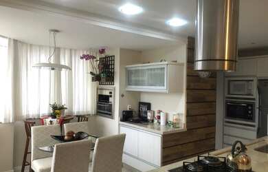 Imagem 2: Apartamento com 2 quartos sendo 1 suíte à venda, 86m², Centro - Florianópolis/SC