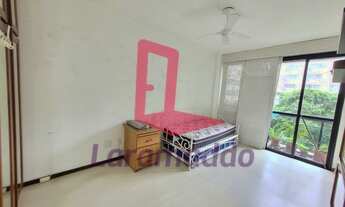 Imagem 2: Apartamento a venda em Copacabana, prédio gabaritado, duas vagas de garagem