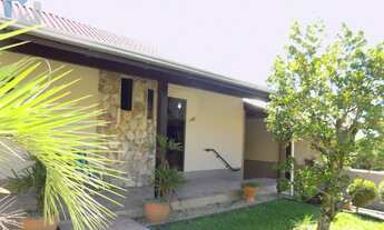 Imagem: Casa de 3 quartos com bastante espaço de