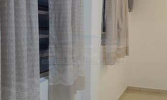 Imagem 2: Apartamento térreo contempla cozinha, banheiro e um dormitório bem espaçoso (não tem vaga