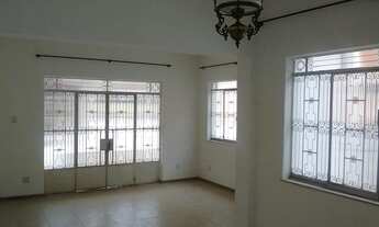 Imagem: Casa para venda tem 289 metros quadrados