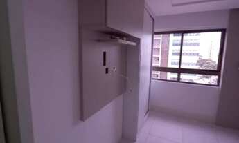 Imagem 5: Apartamento reformado no Tirol (58 m², 2/4, 7º andar, vista mar, Cond. Palácios, taxas inc