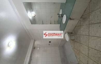 Imagem 7: Casa térrea 300m² terreno ( 10 x 30 ), 3 dmt. sendo 2 st´s, 4 vagas, quintal com churrasqu