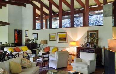 Imagem 7: Casa maravilhosa com ótimo terreno em rua sem saída