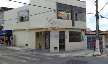 Imagem: Casa de esquina em excelente localização