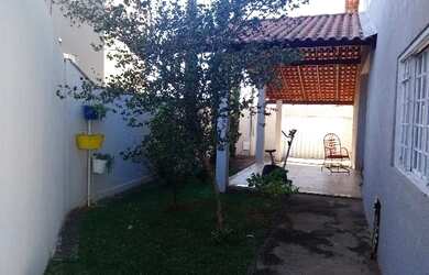 Imagem 2: Casa para aluguel, 3 quartos, 1 suíte, 2 vagas, Tubalina - Uberlândia/MG