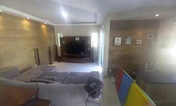 Imagem 5: Casa de condomínio sobrado para venda tem 215 metros quadrados com 3 quartos