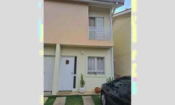 Imagem: Linda casa em condomínio fechado com 79m²